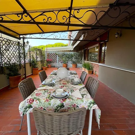 - La Terrazza Al Mare- & Free Parking- Marina di Carrara